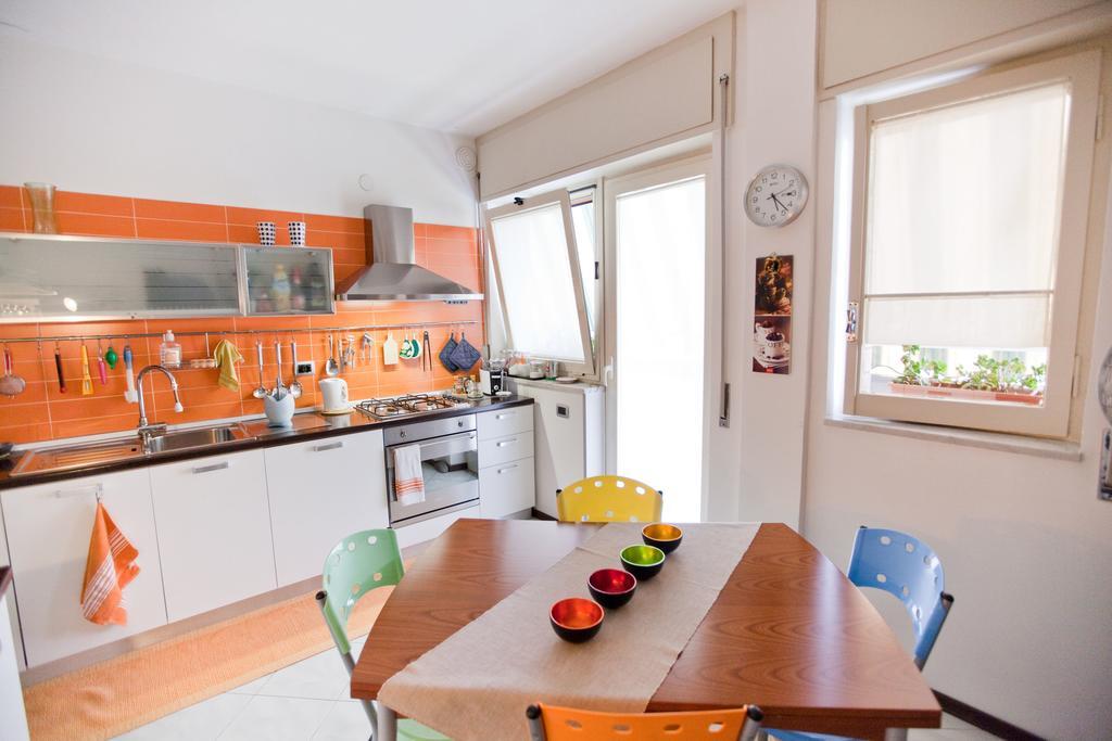 Rooms Rent Vesuvio B&B Νάπολη Εξωτερικό φωτογραφία