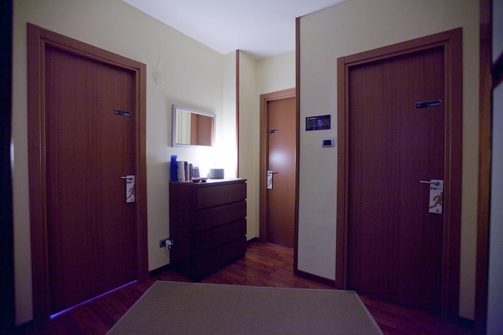 Rooms Rent Vesuvio B&B Νάπολη Εξωτερικό φωτογραφία